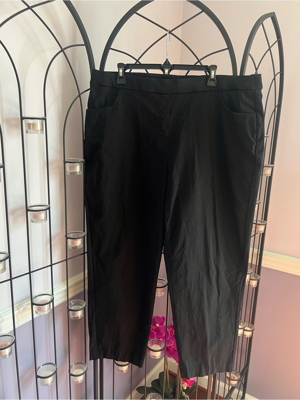 Alfred Dunner Black Cropped Pull-On Trousers
